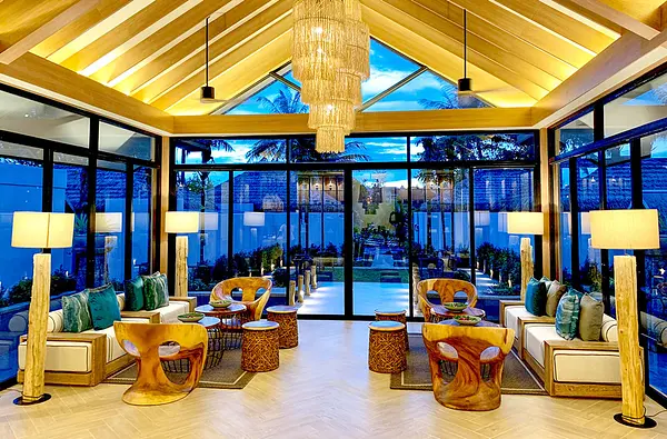 Oasis Spa: signature treatments at the villa or the spa